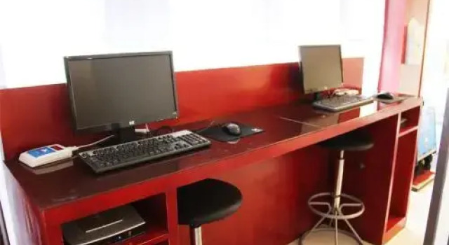 Starway Hotel Bozhou Wanda Square, Book Hotel Hotels in Bozhou with Parking, Parking