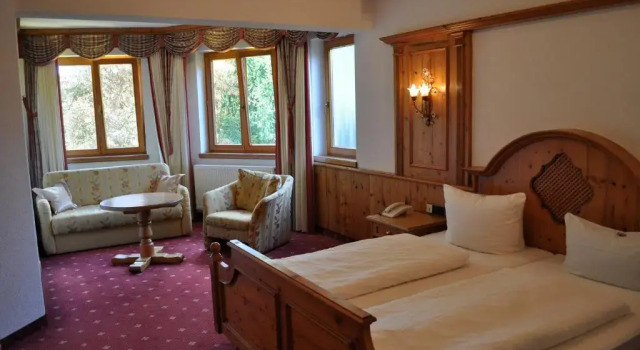 Номер Classic Hotel-Restaurant Kreuzberghof Tagungs- und Veranstaltungshotel