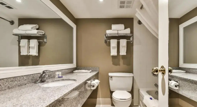 Двухместный номер Best Western Plus Cambridge Hotel