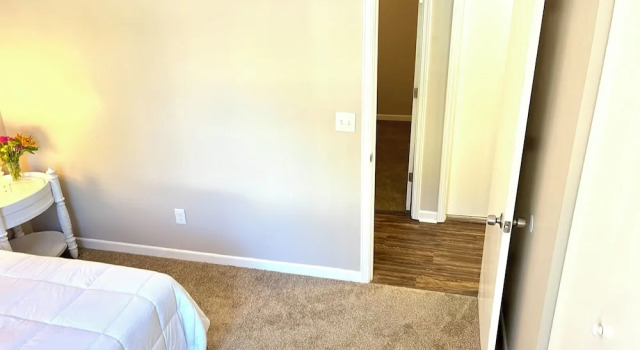 3 Bed Home 15 Minutes to Downtown Atlanta, Book Feriehus Sommerhuse i Union City, Hytte