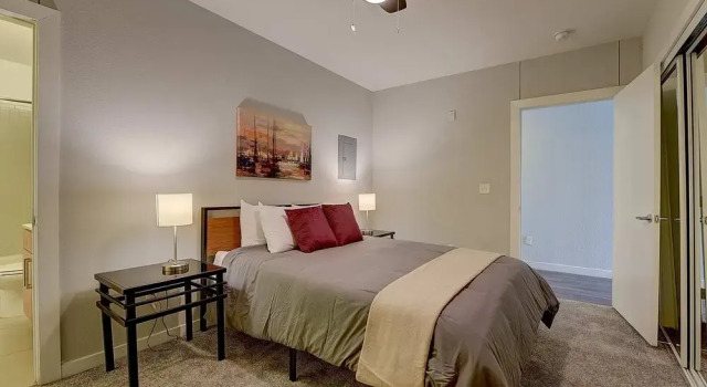FRONTDESK Pointe on Rio Apts West Campus Austin, Book Hotel Austin Greater Austin, nær Mouse Park