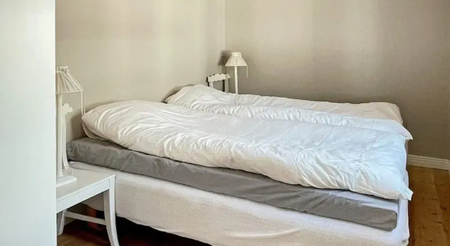 8 Person Holiday Home in Skivarp, Book Feriehus Sommerhuse i Skivarp, Hytte