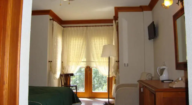 Deluxe room Konak Tuncel Efe