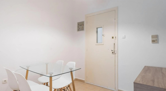 Apartment 1km from Acropolis Filoppapou Hill