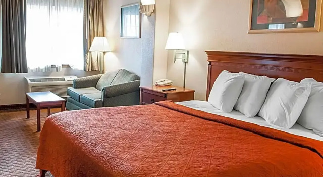 Люкс Quality Inn & Suites Las Cruces - University Area