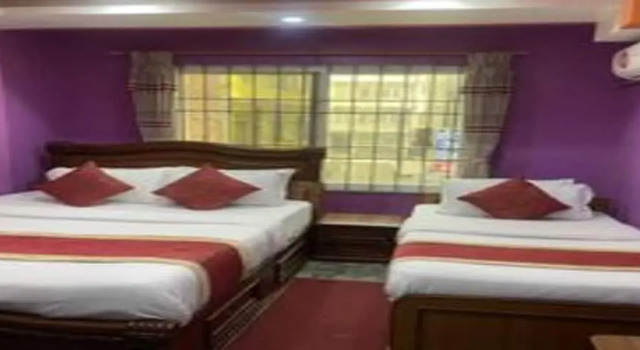 Двухместный номер Standard MeroStay 117 Siddhi Binayak Hotel