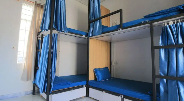 First Hostel Nha Trang, Забронировать Хостел Хостелы Нячанга, рядом с Остров Чонг, Хостел