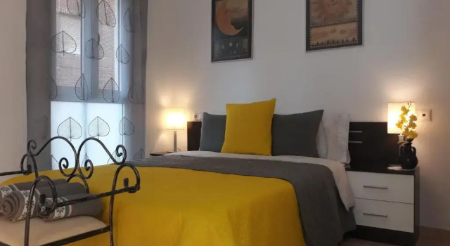 Casa Tranquila 3 Bedroom Apartment AC WiFi, Забронировать Апартаменты/квартира Аликанте Памплона, рядом с Central Market of Alicante