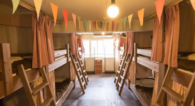 Кровать в общем номере (женский номер) Hostel Q