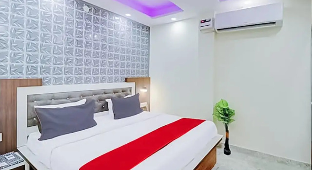 Номер Deluxe Roomshala 176 Hotel Green Palace