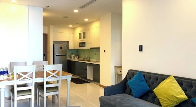 Апартаменты с 2 комнатами с балконом и с видом на город DongDong LUX APT - Vinhomes Central Park