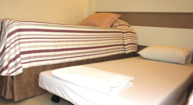 Miramar Hotel, Забронировать Отель Отели Балнеариу-Камбориу с бассейном, рядом с Free Fair, Бассейн