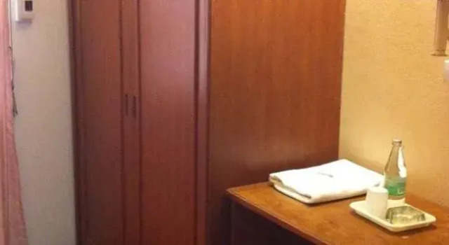 Kong Court Guest House, Забронировать Гостевой дом Гостевые дома Чиангмай, рядом с TCDC Chiang Mai, Гостевой дом