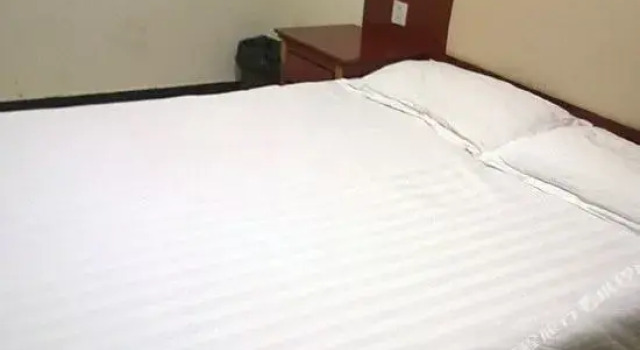 Hairui Hotel, Rezerwuj Hotel Hotele w Tianjin Province z parkingiem, Parking