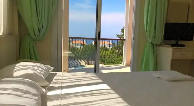 Двухместный номер Standard с видом на море The Prince Inn Hotel & Villas