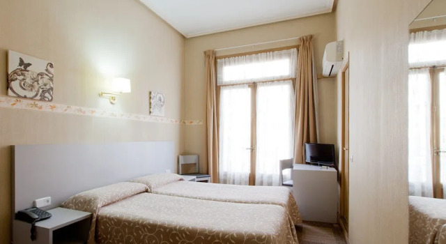 Двухместный номер Standard Hostal Andorra