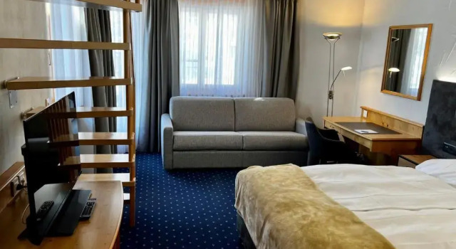 Семейный номер Standard с балконом Hotel Bünda Davos