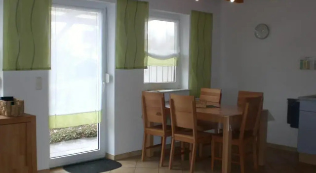 Ferienanlage Karolinenhof 2, Varaa Lomakoti Hotellit Baijeri pysäköinnillä, Pysäköinti