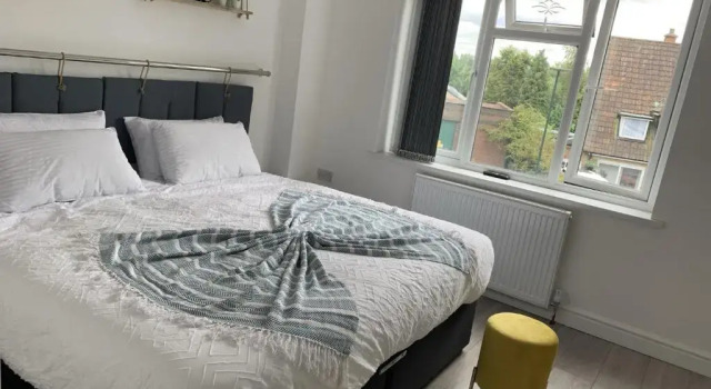 Апартаменты Modern & Cosy 2-Bed Apartment Near NEC, Airport & JLR