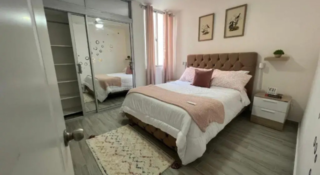 Апартаменты Lovely 3 Bedroom Condo Near Downtown And Foodies