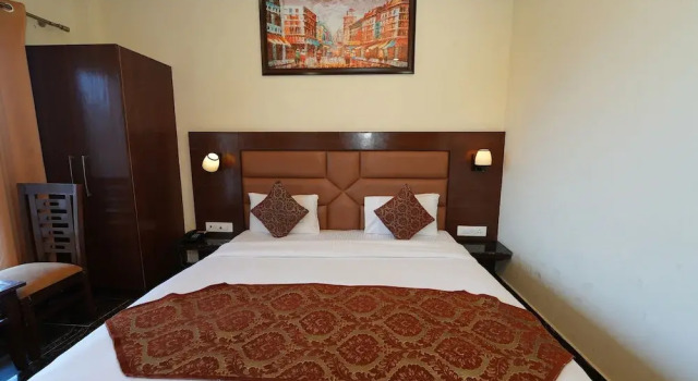 Dallas Express Hotel, Rezervovat Hotel Hotely v Mussoorie se snídaní, Snídaně