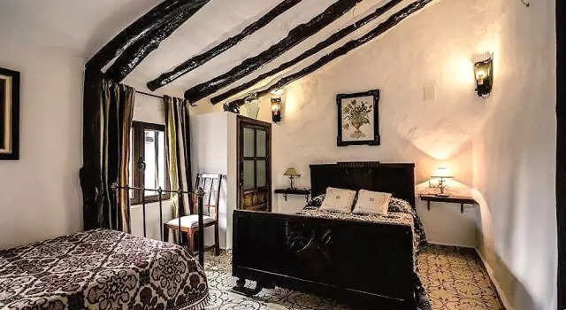 Cortijo Bustamante, Book Hotel Hoteller i Baza med morgenmad, Morgenmad