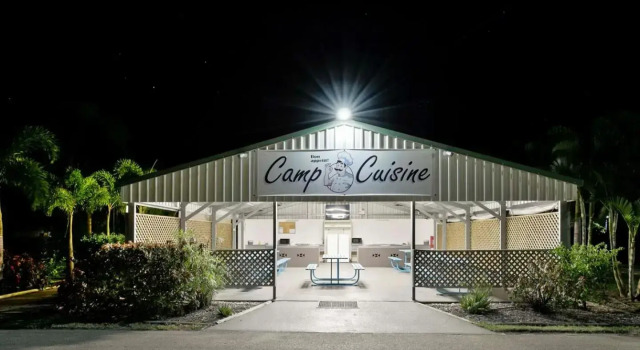Queens Beach Tourist Village, Buchen Sie Hotel SPA-Hotels in Whitsundays, SPA