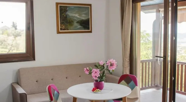 Апартаменты Sunset Holiday Home