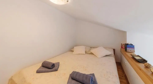Awesome Home in Koromacno With Wifi and 1 Bedrooms