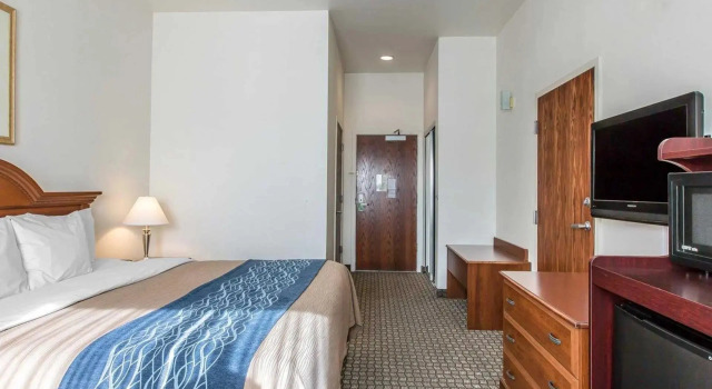 Четырёхместный номер Standard с балконом The Hanford Hotel, an Ascend Collection Hotel