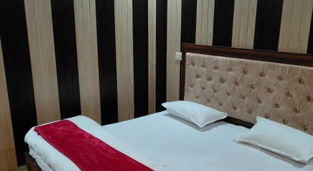 Jay jyoti resorts & caffe, Boek Hotel Guptkashi Uttarakhand