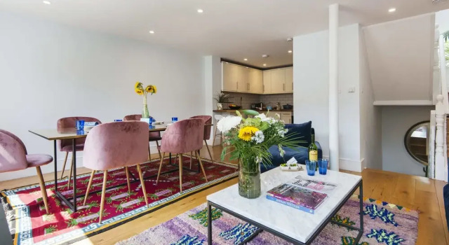 The Dunworth Mews Apartment - ANB