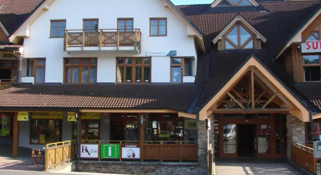 Dolní Náměstí, Rezerwuj Hotel Rokytnice nad Izerą 