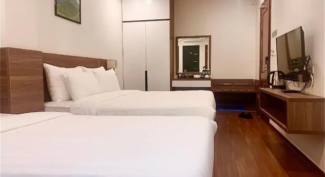 Трёхместный номер Deluxe Paragon Noi bai Hotel & Pool