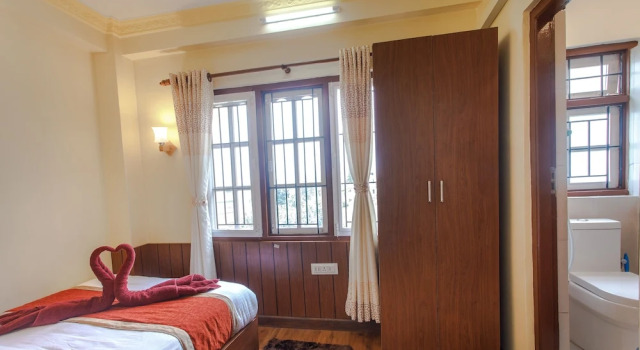 Nepal Yoga Home - Adult Only, Забронировать Вилла Коттеджи Катманду, Коттедж