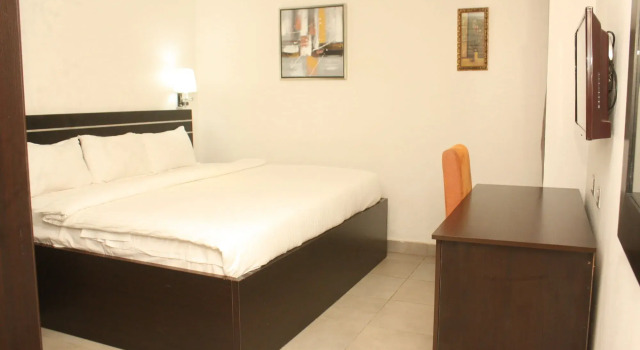 Reliance Royal Suites, Book Hotel Ikeja 