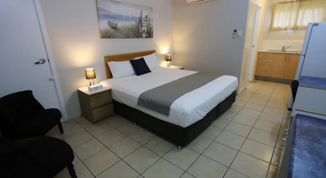 Люкс Deluxe Tropic Coast Motel