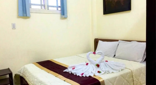 Quy Long Homestay