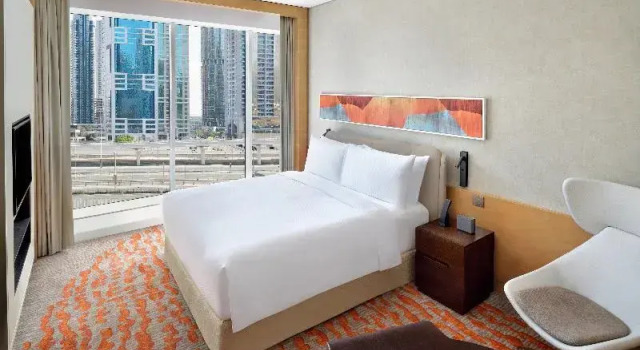 Двухместный номер Standard Crowne Plaza Dubai Marina by IHG