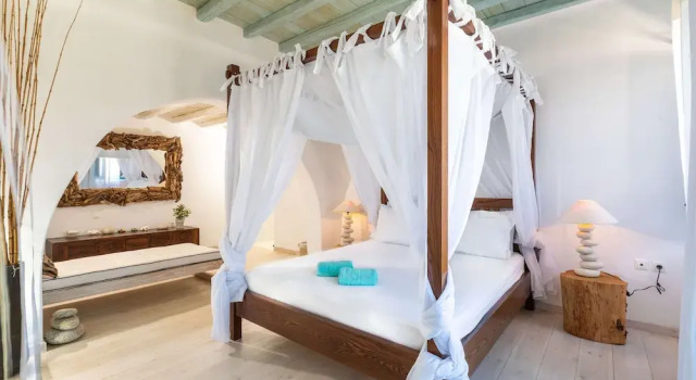 Karkos Beachfront Villa  Private pool