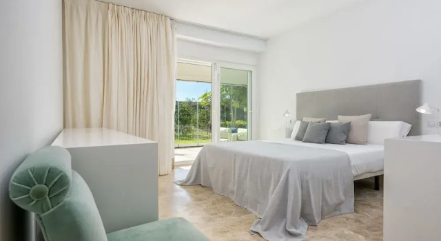 iloftmalaga  Villa Santa Clara Golf, Забронировать Вилла Марбелья Коста-дель-Соль, рядом с Загородный гольф-клуб Марбельи