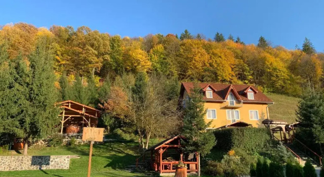 Hétvezér Panzió, Réserver Hôtel Izvoare Harghita