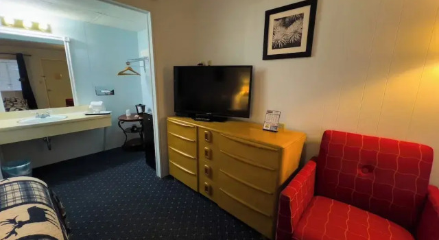 Четырёхместный номер Economy American Boutique Inn - Lakeview