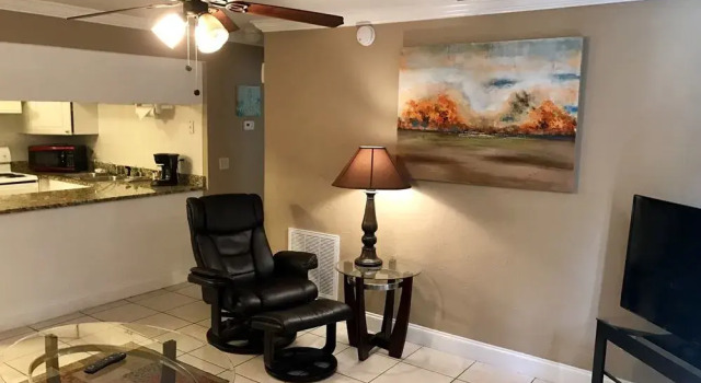 Island Cay Hotel - Clearwater Beach