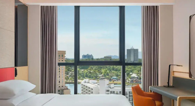 Номер Standard Sheraton Kuching Hotel