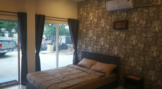 Solar ville house chiangmai, Забронировать Отель Отели Чиангмай с бассейном, рядом с Nong Hoy Market, Бассейн