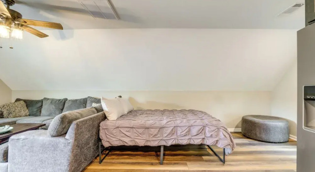 Cozy Covington Studio Rental Near Historic Square!, Book Hotel Hoteller i Covington med parkering, Parkering
