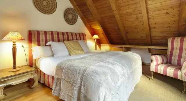 Era Garona by FeelFree Rentals, Varaa Hotelli Hotellit ja majoitukset kohteessa Vilac, Hotelli