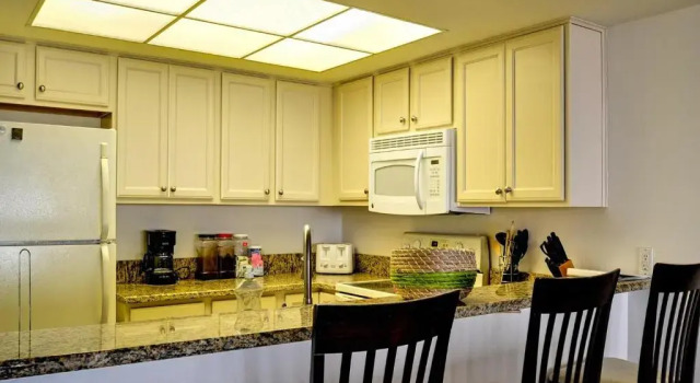 Апартаменты Surfside Condos 202