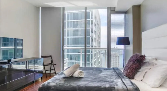 Luxury 1 BR Higher Penthouse Icon Brickell, Rezerwuj Hotel Hotele w Miami Beach z parkingiem, Parking